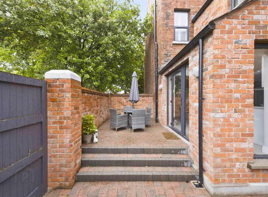 43 Delhi Street, Ormeau Road, Belfast, BT7 3AL