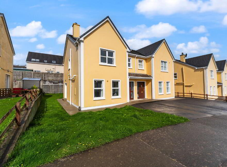 12 Ard Na Gréine, Ardara, F94NY27