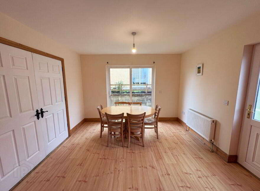 12 Ard Na Gréine, Ardara, F94NY27