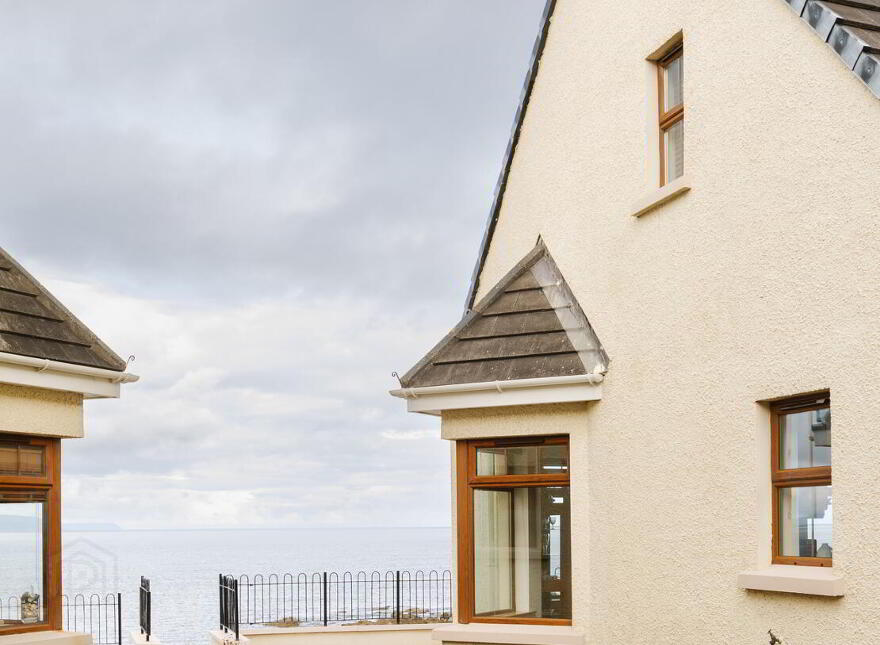 34 Strand Road, Portstewart, BT55 7LU
