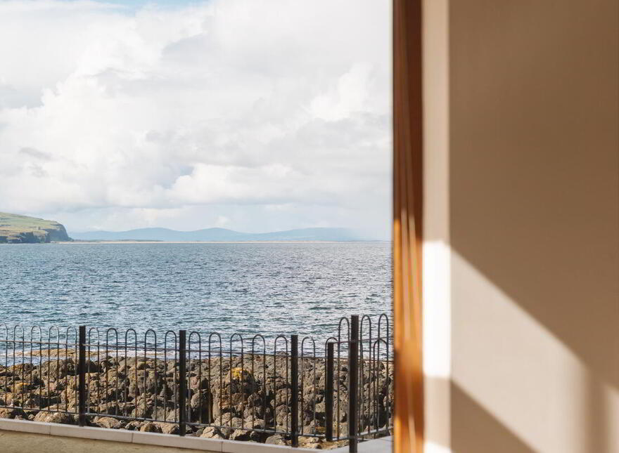 34 Strand Road, Portstewart, BT55 7LU