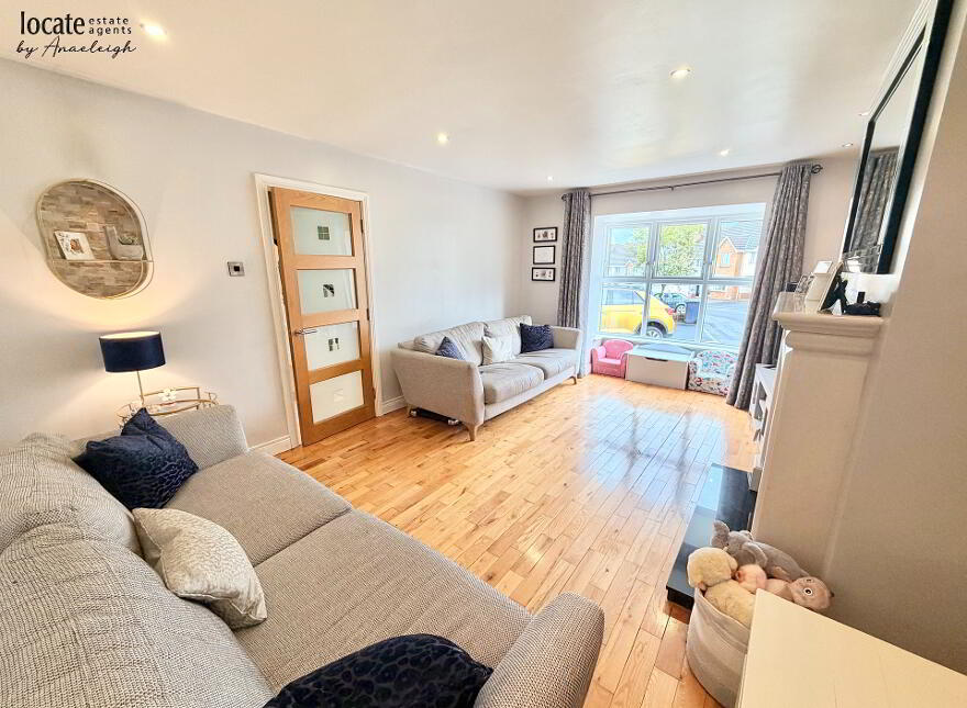 18 Ashthorpe, Waterside, Derry, BT47 2DH