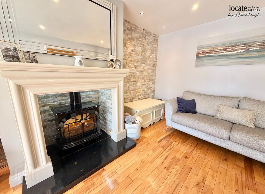 18 Ashthorpe, Waterside, Derry, BT47 2DH
