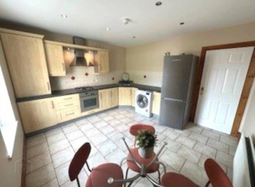 10 Pipers Field, Dundonald, Belfast, BT16 2AB