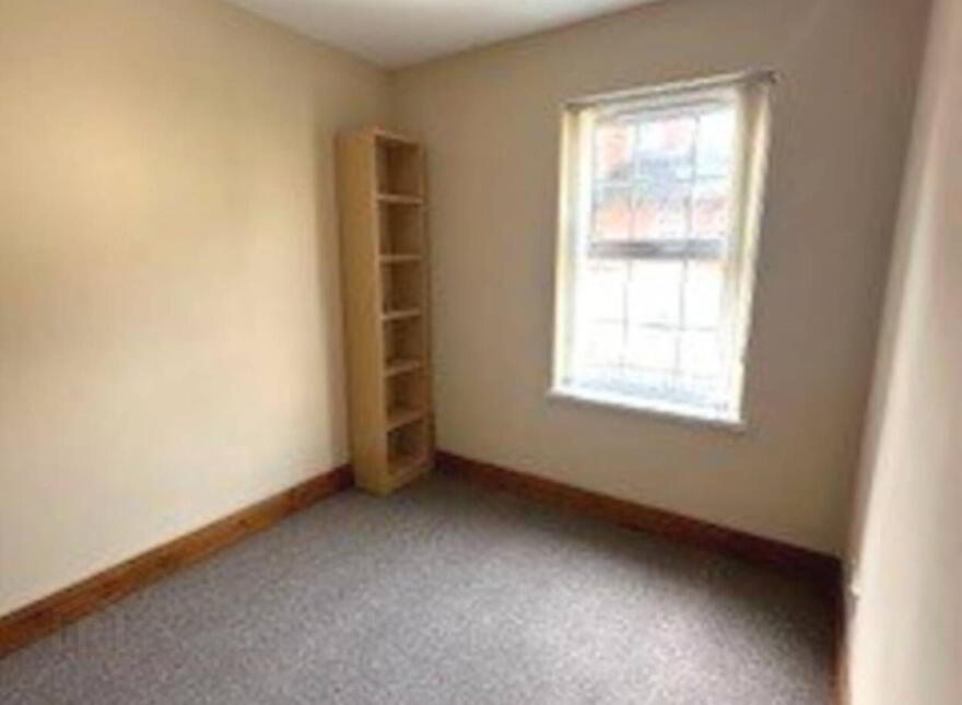 10 Pipers Field, Dundonald, Belfast, BT16 2AB