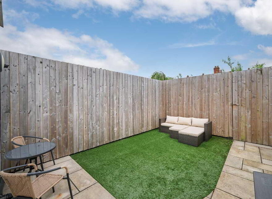 31 Oakland Avenue, Belfast, BT4 3BW