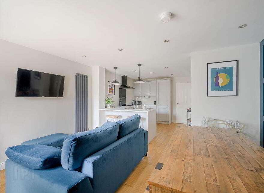 31 Oakland Avenue, Belfast, BT4 3BW
