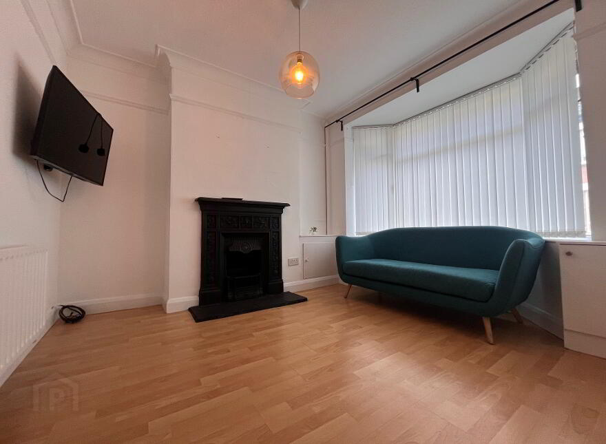 32 Rockview Street, Belfast, BT12 6JQ