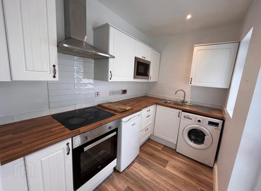 32 Rockview Street, Belfast, BT12 6JQ