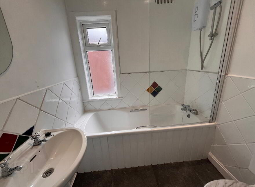 32 Rockview Street, Belfast, BT12 6JQ
