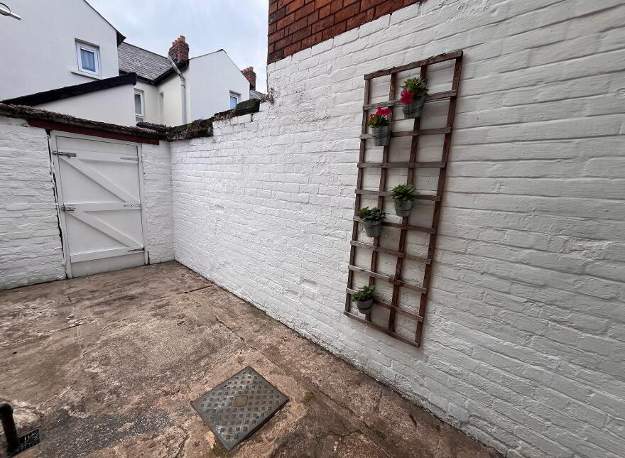 32 Rockview Street, Belfast, BT12 6JQ