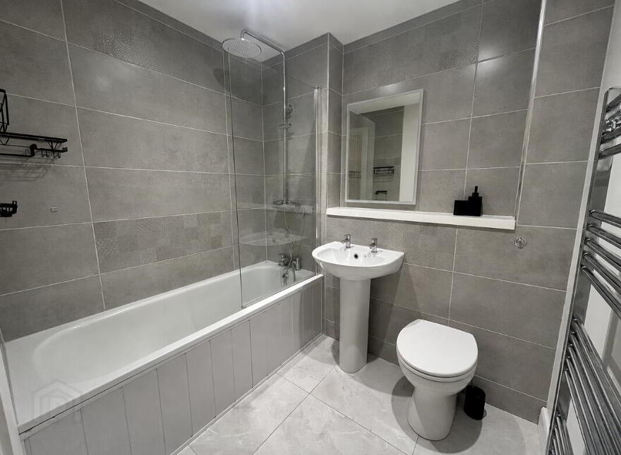 314 College Court Central, Belfast, BT1 6BZ