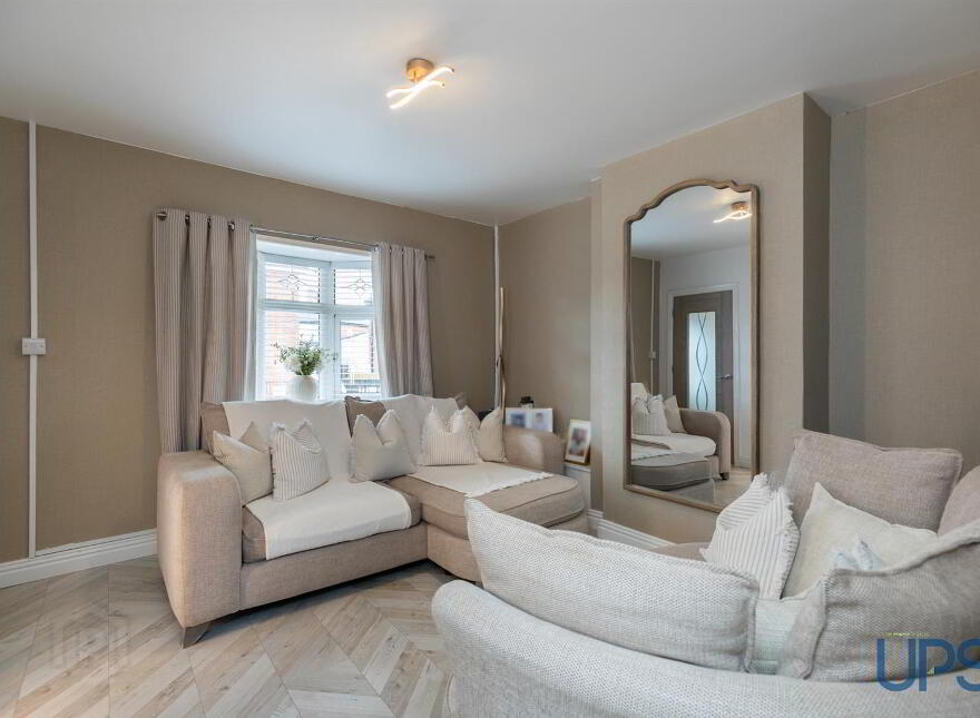 110 Whiterock Gardens, Whiterock Road, Belfast, BT12 7PT