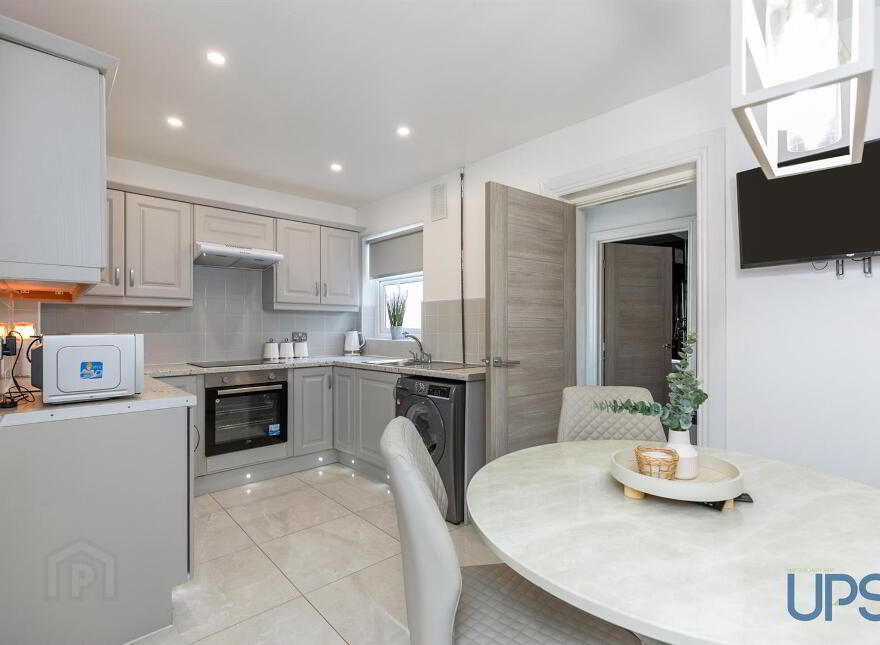 110 Whiterock Gardens, Whiterock Road, Belfast, BT12 7PT