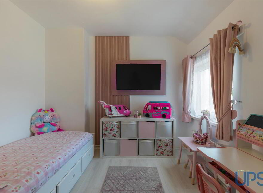 110 Whiterock Gardens, Whiterock Road, Belfast, BT12 7PT