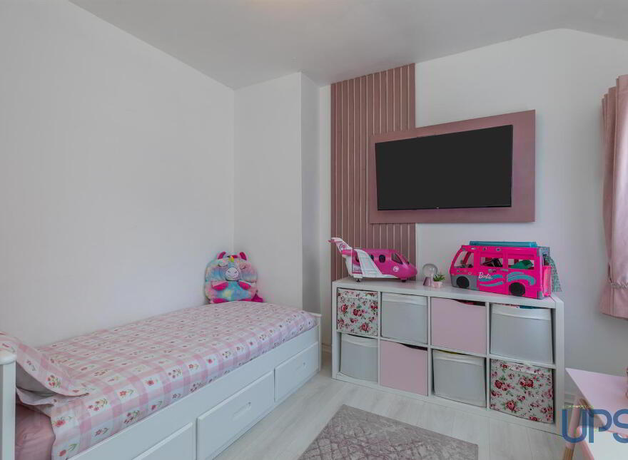 110 Whiterock Gardens, Whiterock Road, Belfast, BT12 7PT