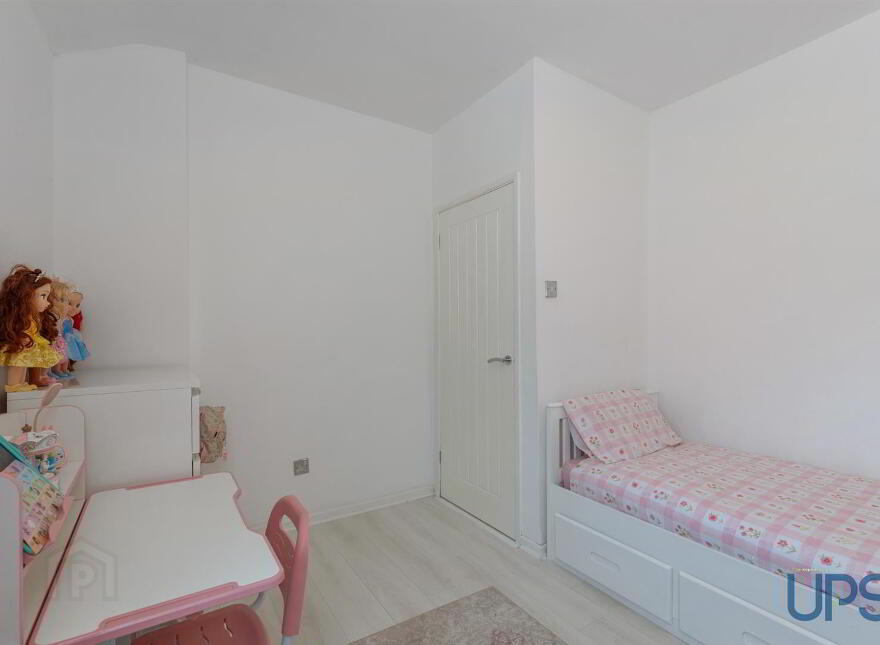 110 Whiterock Gardens, Whiterock Road, Belfast, BT12 7PT