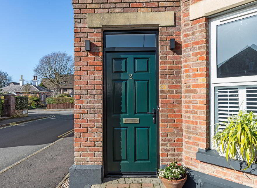 2 Strathearn Lane, Belfast, BT4 2BT