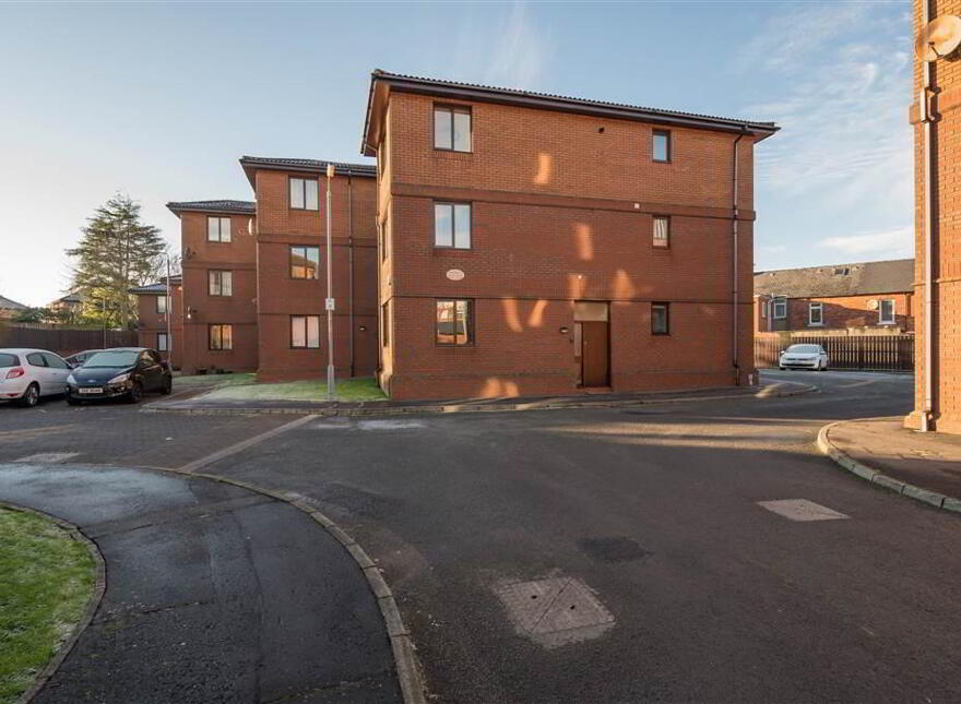 14 Lockside Court, Stranmillis, Belfast, BT9 5GQ