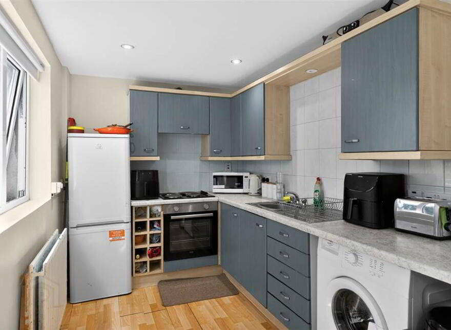 3 Sandhurst Gardens, Stranmillis, Belfast, BT9 5AW
