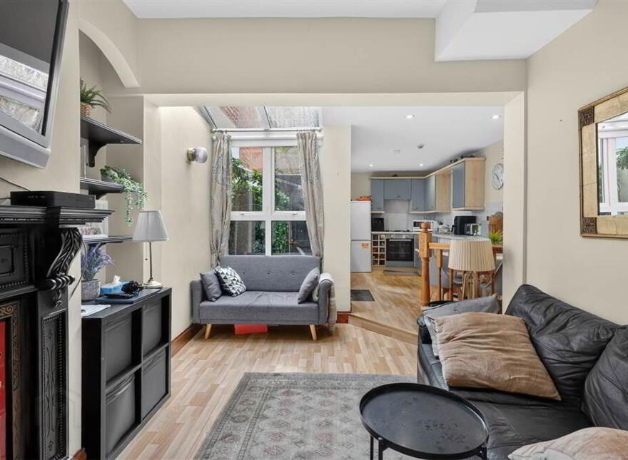3 Sandhurst Gardens, Stranmillis, Belfast, BT9 5AW