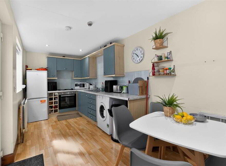 3 Sandhurst Gardens, Stranmillis, Belfast, BT9 5AW