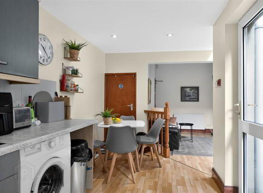 3 Sandhurst Gardens, Stranmillis, Belfast, BT9 5AW