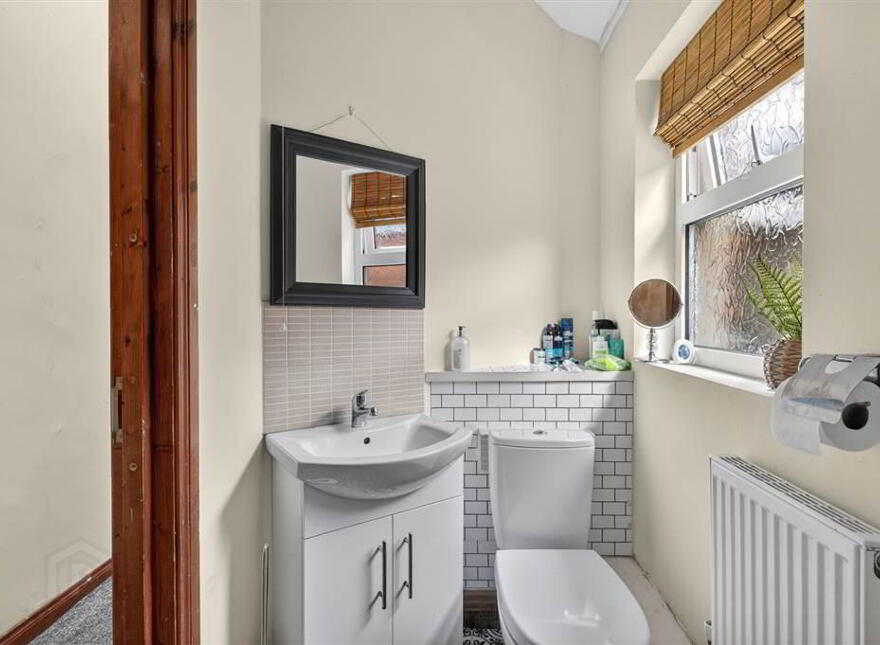3 Sandhurst Gardens, Stranmillis, Belfast, BT9 5AW