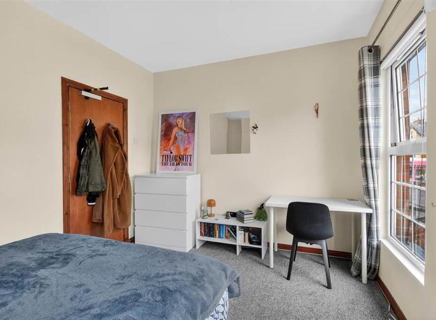 3 Sandhurst Gardens, Stranmillis, Belfast, BT9 5AW