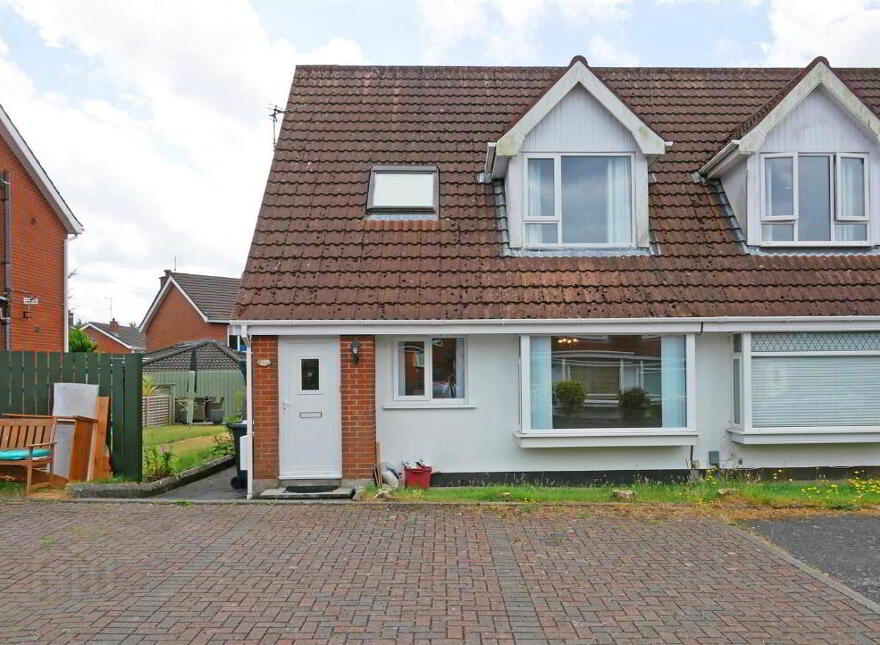 25a Carnbrae Park, Belfast, BT8 6TP