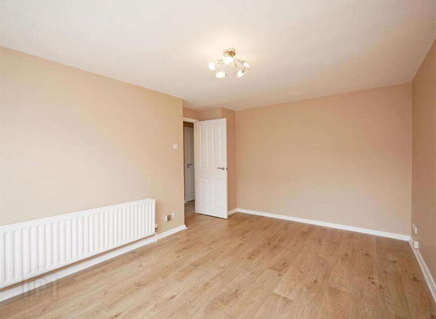 25a Carnbrae Park, Belfast, BT8 6TP