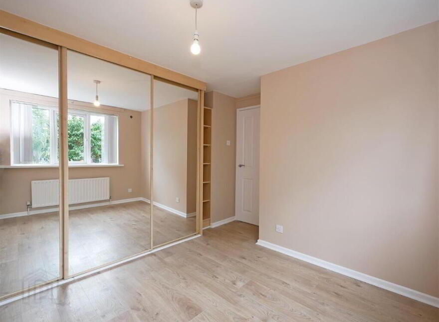 25a Carnbrae Park, Belfast, BT8 6TP