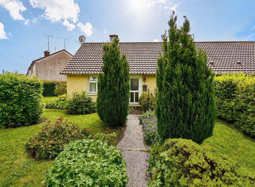 Board Na Mona Cottages, 1 Mullingar Road, Ballivor, C15XY67