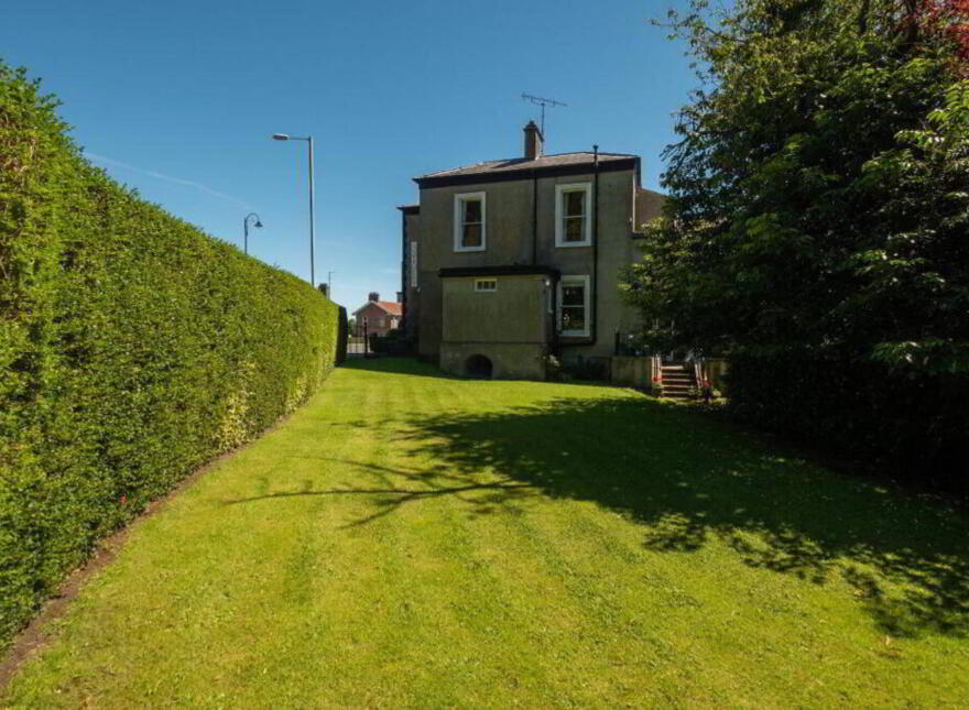 46 Willoughby Place, Enniskillen, BT74 7EX