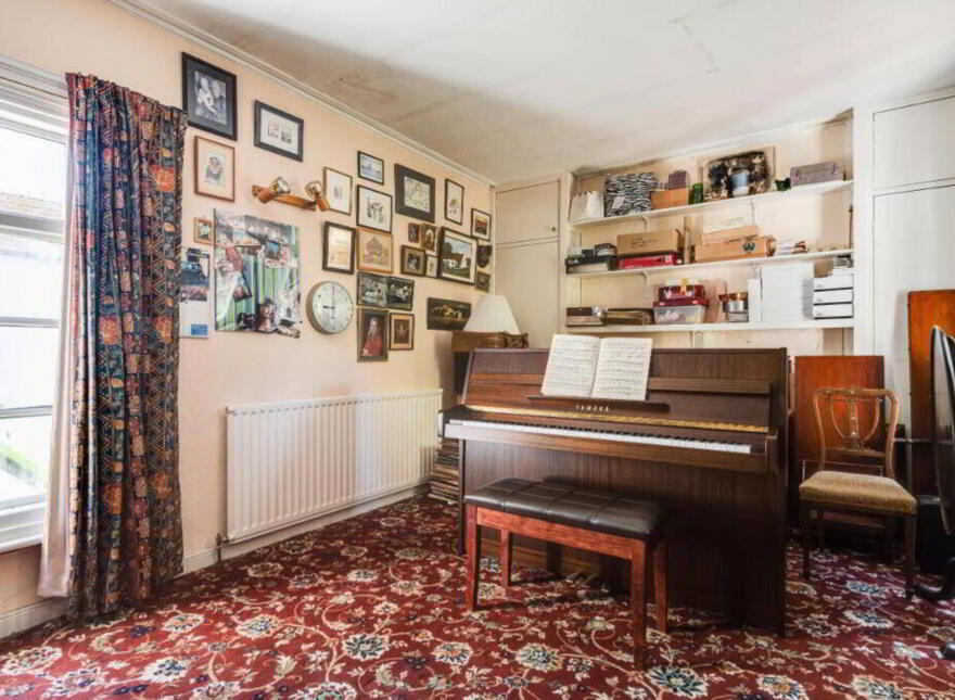 46 Willoughby Place, Enniskillen, BT74 7EX
