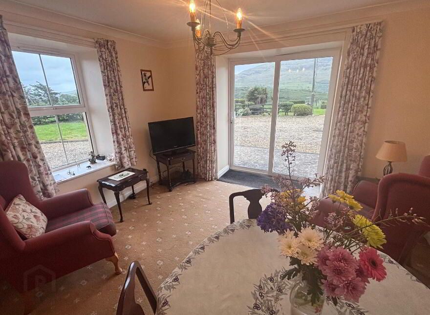 "Walkers Cottage", Crannogbois, Loughros Point, Ardara, F94R6Y8