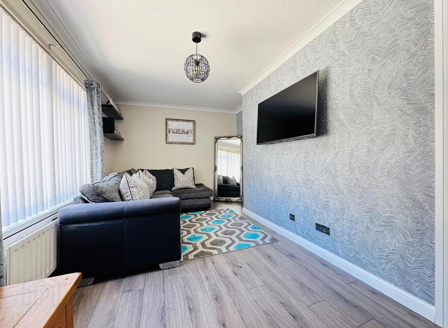 24 Ardgart Place, Rathcoole, Newtownabbey, BT37 9AW
