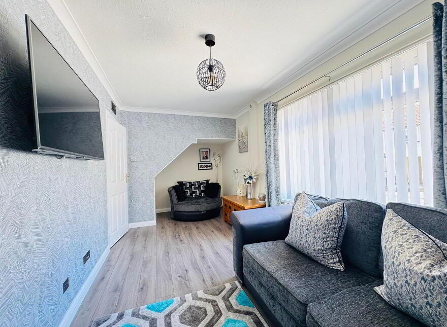 24 Ardgart Place, Rathcoole, Newtownabbey, BT37 9AW