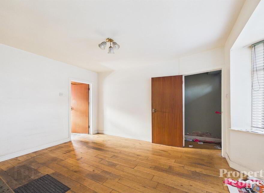 43 Stratford Gardens, Belfast, BT14 7NR