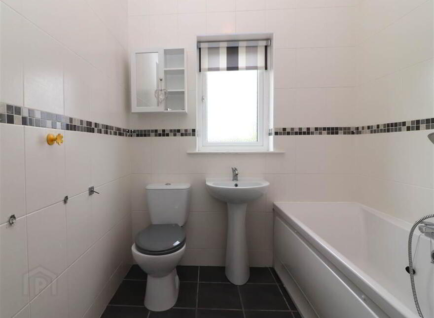 6 Weavers Mews, Ballymacash Road, Lisburn, BT28 3FZ