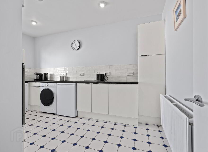 Heather Cottage, 9 The Crescent, Portstewart, BT55 7AB