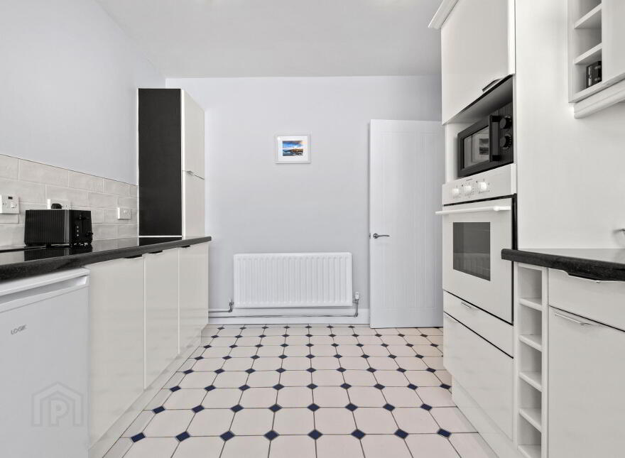 Heather Cottage, 9 The Crescent, Portstewart, BT55 7AB