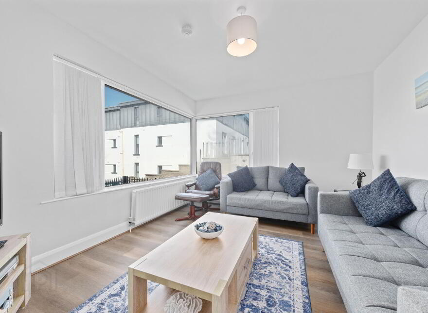 Heather Cottage, 9 The Crescent, Portstewart, BT55 7AB
