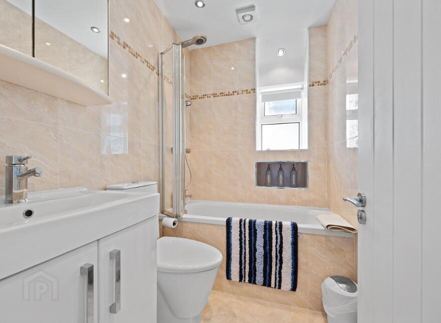 Heather Cottage, 9 The Crescent, Portstewart, BT55 7AB