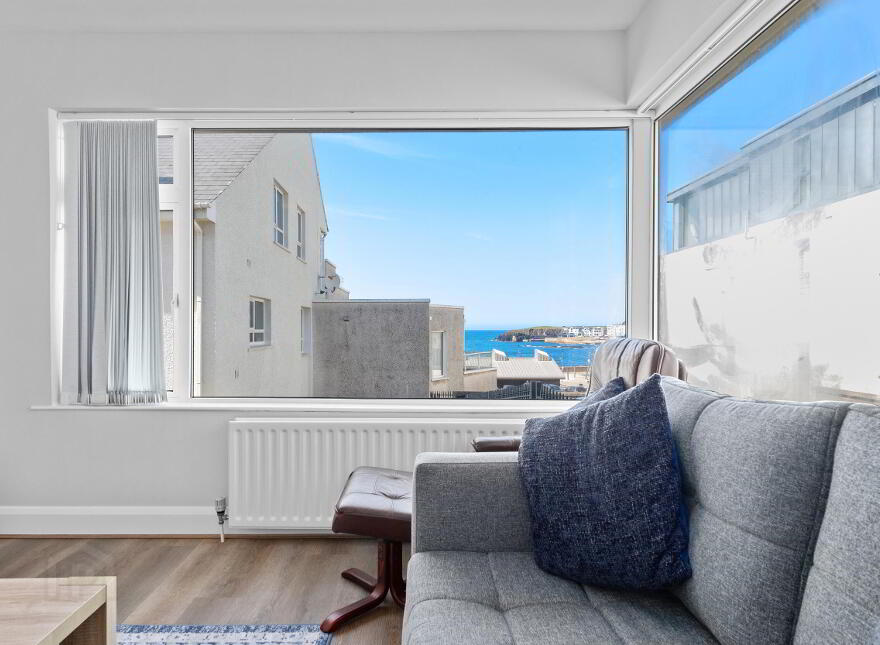 Heather Cottage, 9 The Crescent, Portstewart, BT55 7AB