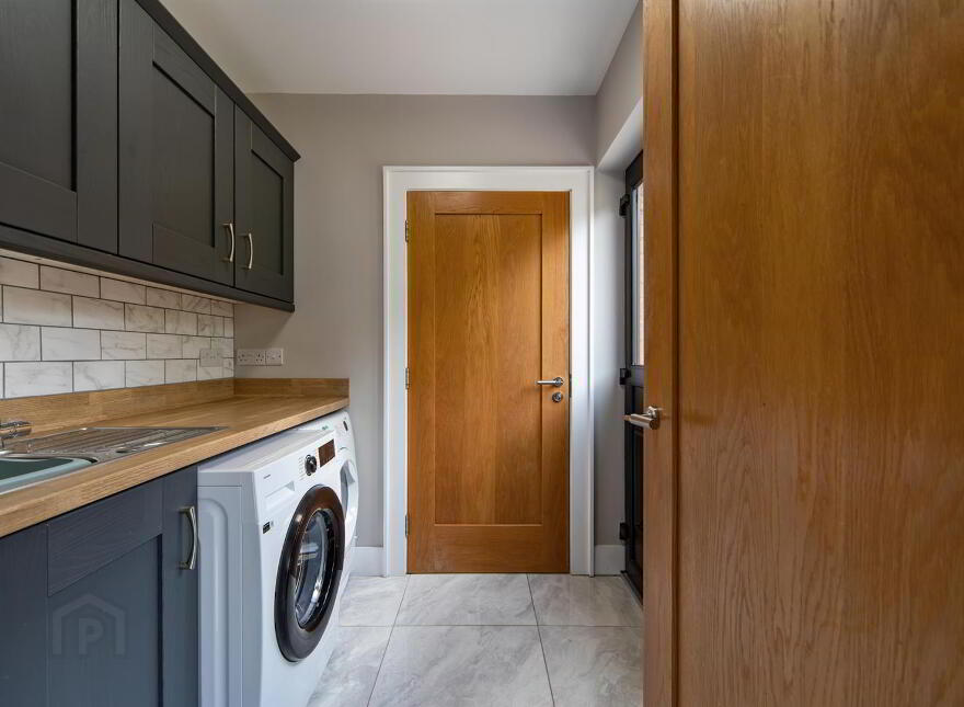 72 Graysfield, Crossgar, Downpatrick, BT30 9HG