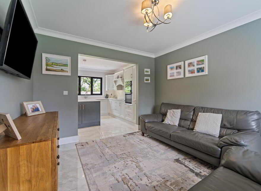 72 Graysfield, Crossgar, Downpatrick, BT30 9HG