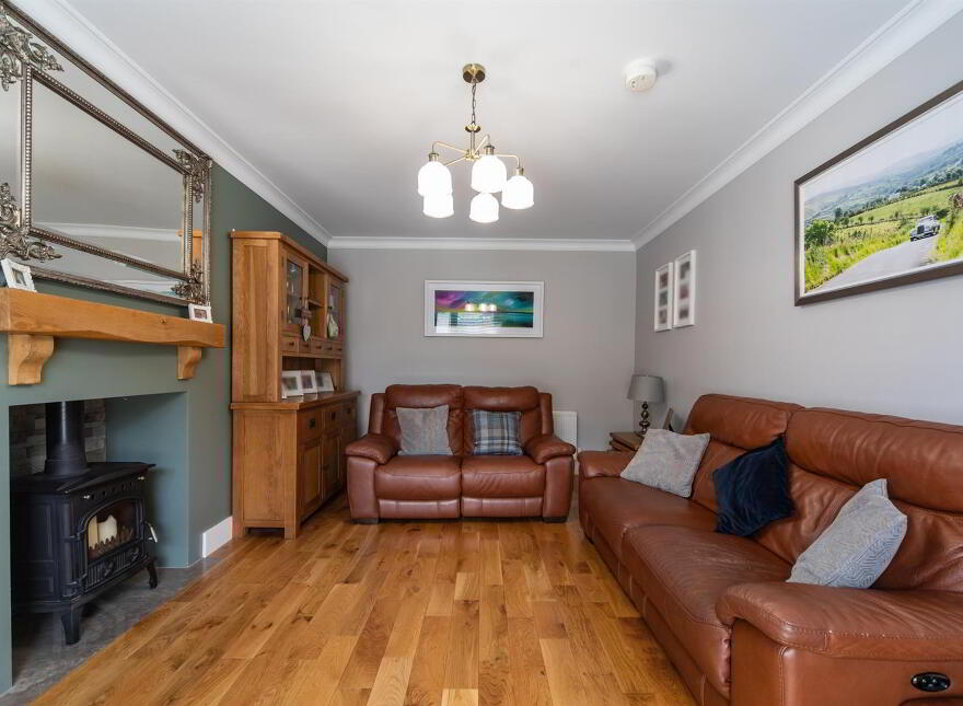 72 Graysfield, Crossgar, Downpatrick, BT30 9HG