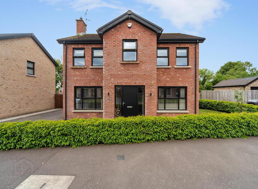 72 Graysfield, Crossgar, Downpatrick, BT30 9HG