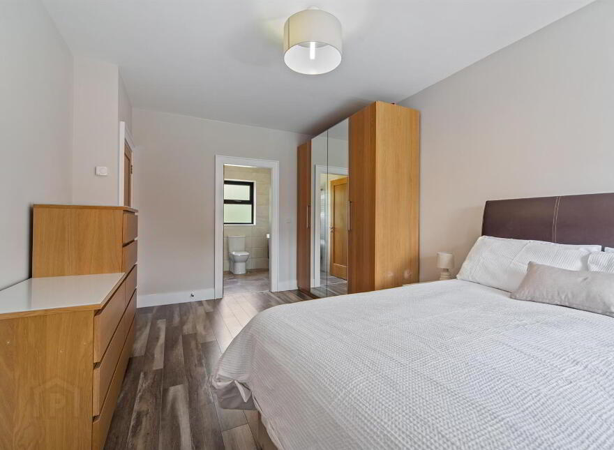 72 Graysfield, Crossgar, Downpatrick, BT30 9HG
